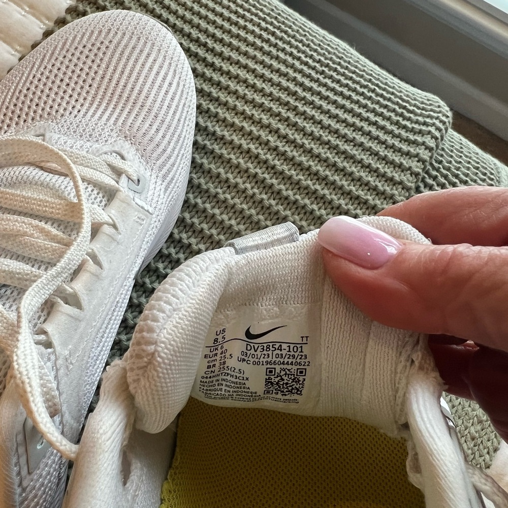 Womens Nike Air Zoom White Size 8.5 - Picture 6 of 9